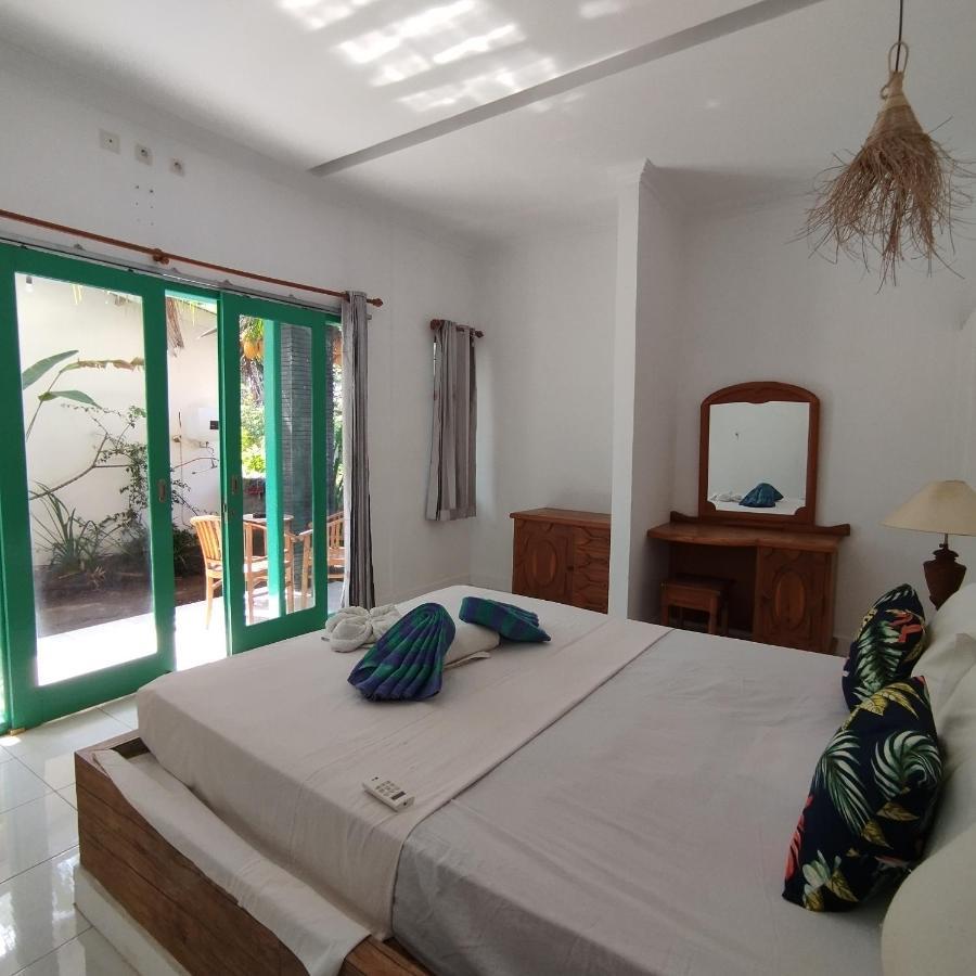 Palm Trees Villas Gili Air Exteriör bild
