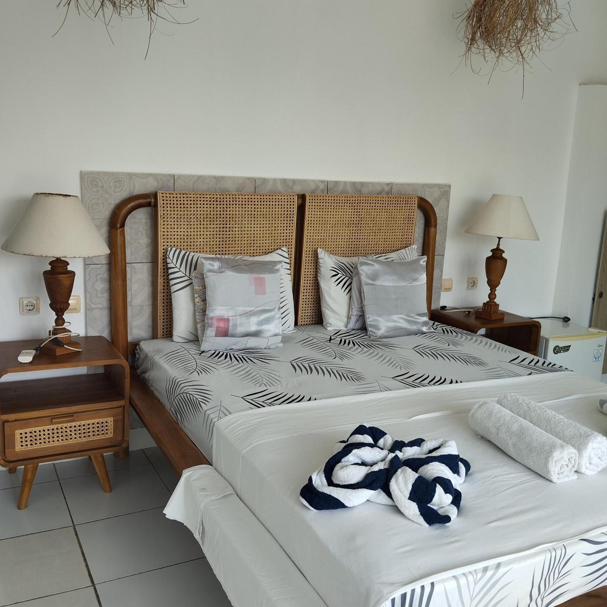 Palm Trees Villas Gili Air Exteriör bild